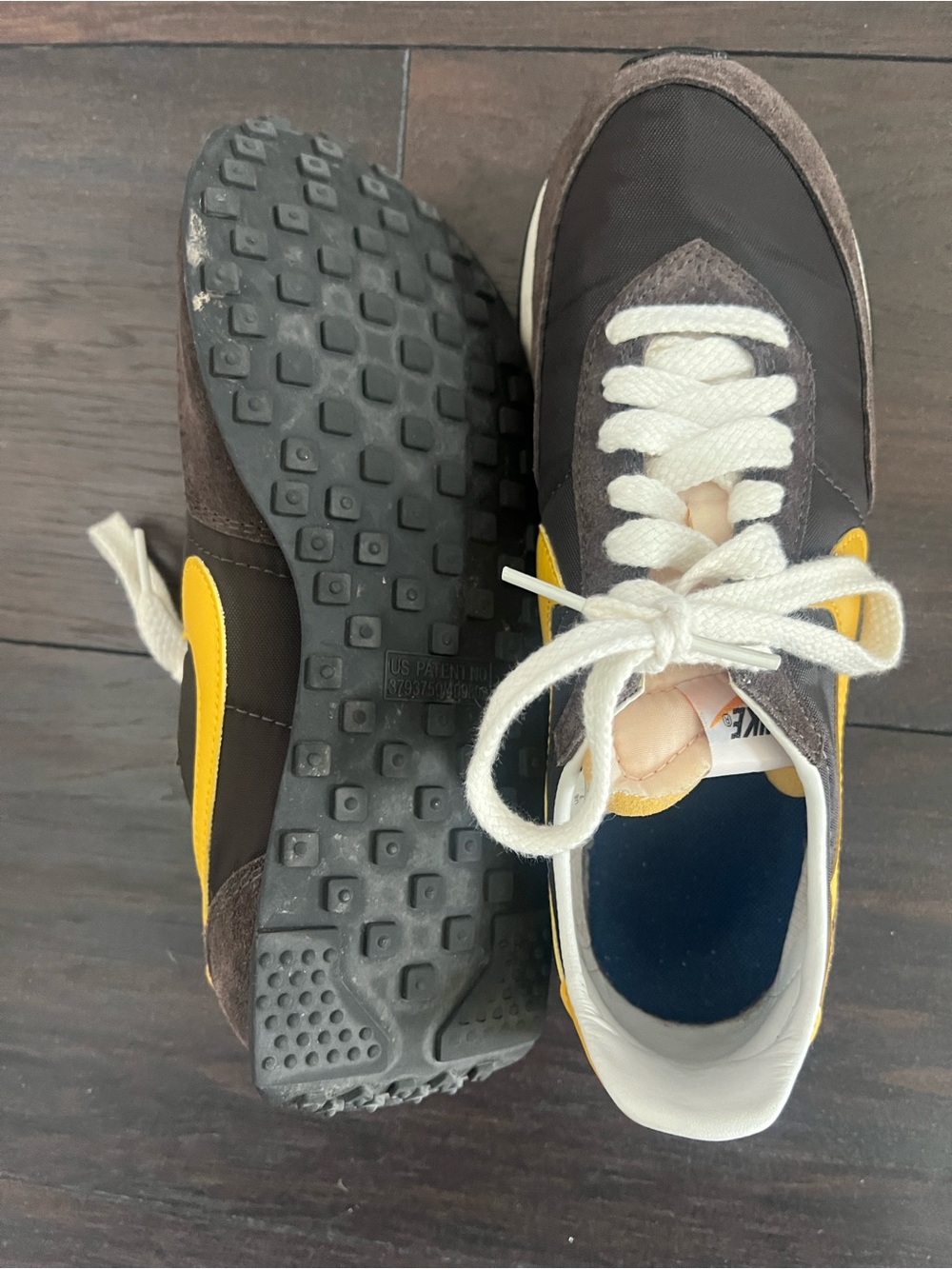 Nike Women's Black and Yellow Low-Top Sneakers - Picture 4 of 8